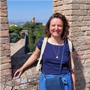 Laureata in scienze dell'educazione offre ripetizioni in italiano, storia, geografia, educazione civica, storia dell'arte
